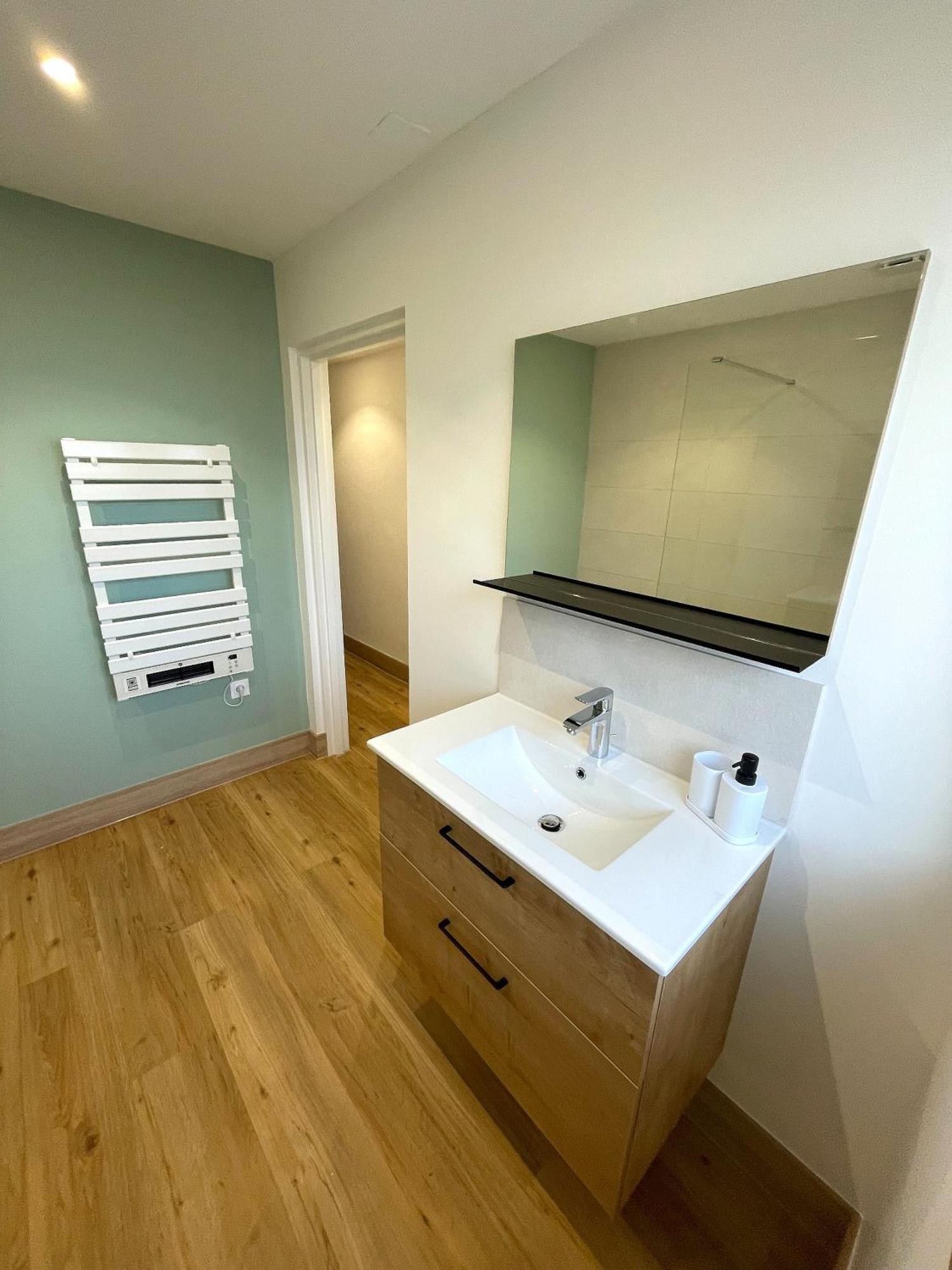 Appartement Moderne Et Spacieux, A 10 Min De La Gare Colmar Exteriör bild
